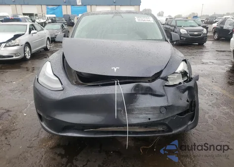 2022 Tesla Model Y from USA, damaged, VIN 7SAYGDEF1NF550984